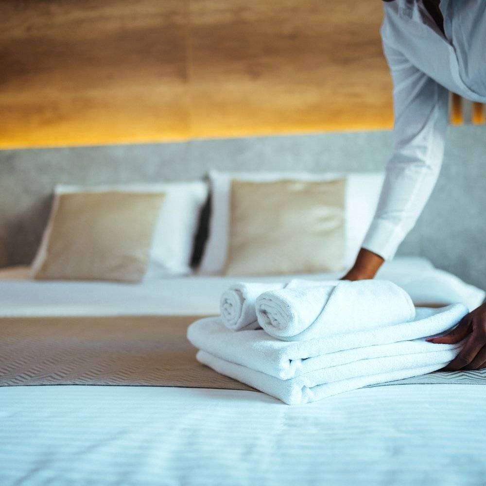 "Απεργούμε γιατί δεν πάει άλλο με την κοροϊδία" - Αύριο η 24ωρη απεργία των εργαζομένων στον κλάδο του Τουρισμού και του Επισιτισμού