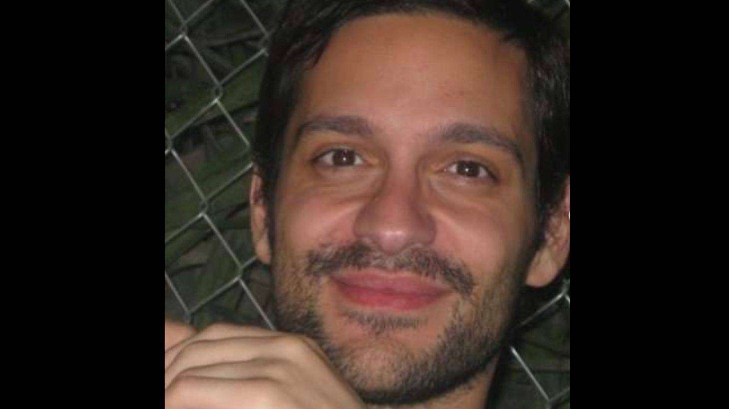 Πέθανε ο ηθοποιός Παύλος Βουτσίνος – «Έφυγε τόσο νέος την ημέρα των γενεθλίων του»