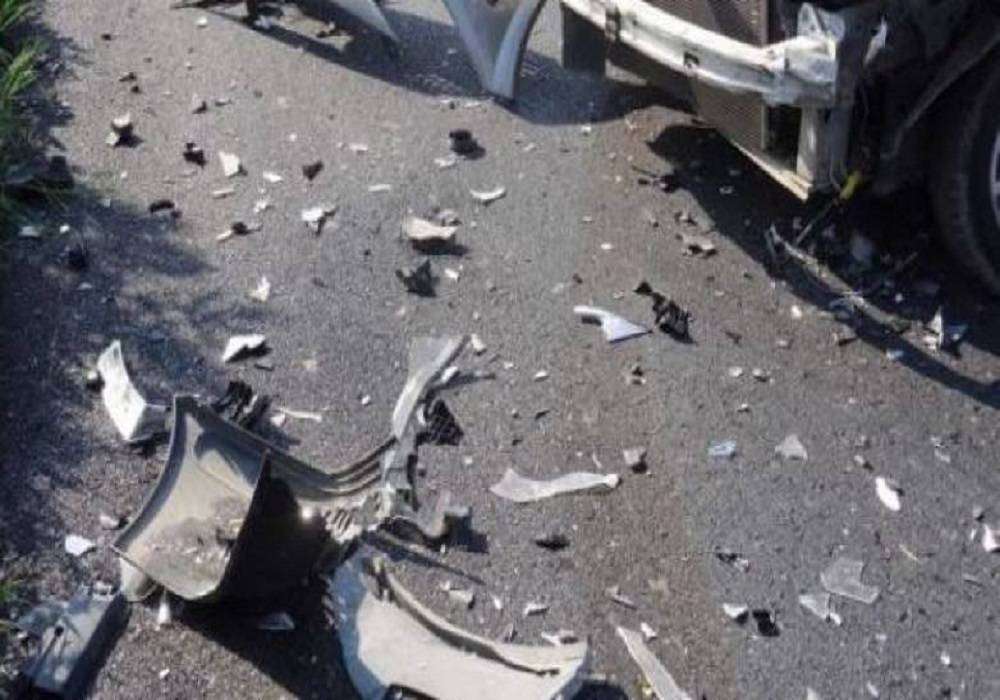 Κοζάνη: 76χρονος μεθυσμένος οδηγός «καρφώθηκε» σε είσοδο οικοδομής και 2 σταθμευμένα