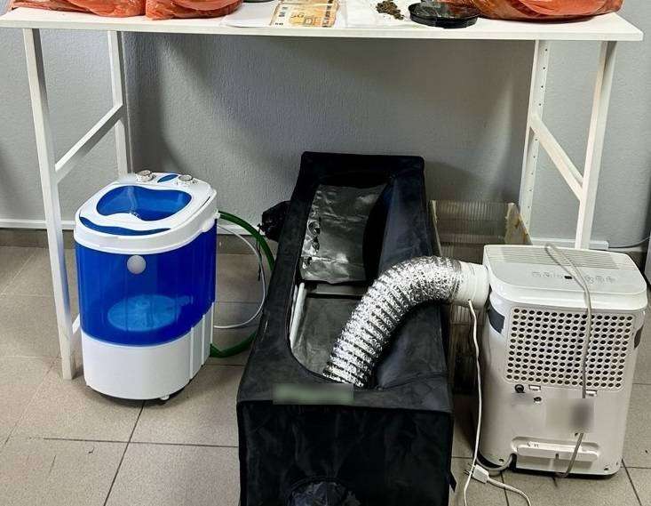 Ημαθία: Είχε μετατρέψει το σπίτι του σε εργοστάσιο καλλιέργειας κάνναβης (Video)