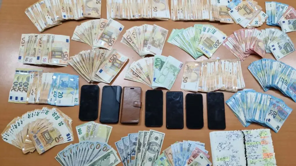 Κέρκυρα: Προφυλακίστηκε για τους εκβιασμούς ο υποδιευθυντής της ΔΟΥ