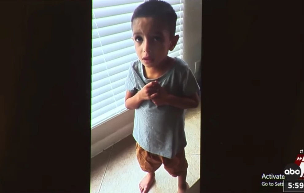 ΗΠΑ-Σοκ στο Τέξας: Άφησαν 4χρονο αγοράκι να πεθάνει από ασιτία – Παρακαλούσε τον πατέρα του για λίγο ψωμί