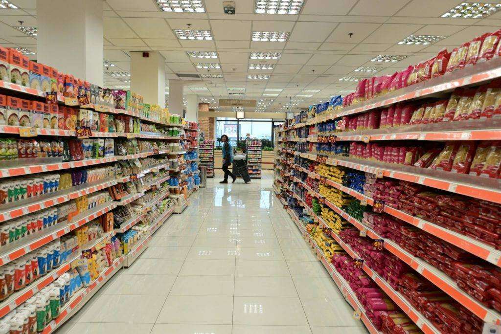 Μαρινάκης: «Η κυβέρνηση συνεχίζει να ενισχύει το διαθέσιμο εισόδημα των πολιτών – Άμεση μείωση τιμών σε βασικά καταναλωτικά προϊόντα»