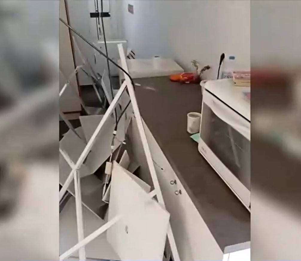 Κατέρρευσε οροφή νηπιαγωγείου – Ευτυχώς τα παιδιά είχαν σχολάσει