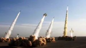 Ο στρατός του Ιράν υποστηρίζει ότι επιτέθηκε σε στρατιωτικές εγκαταστάσεις στο Ισραήλ