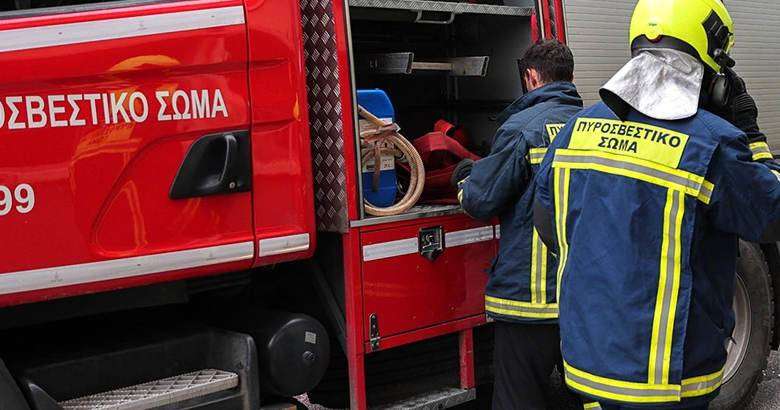 Θεσσαλονίκη: Φωτιά σε βανάκι στις Συκιές