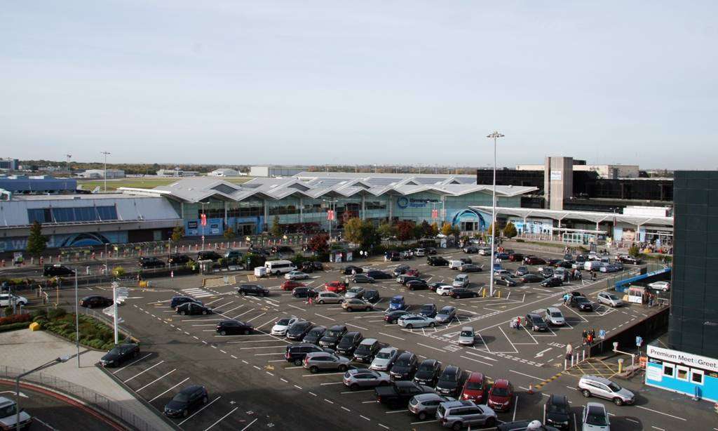 Εκκενώθηκε το αεροδρόμιο του Μπέρμιγχαμ στην Αγγλία λόγω “ύποπτου συμβάντος”