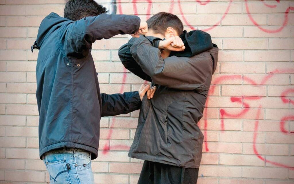 Χαλκίδα: 13χρονος κατήγγειλε τον ξυλοδαρμό του από 10 ανήλικους