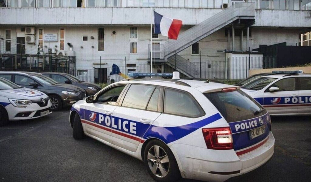 Γαλλία: Τρία παιδιά εντοπίστηκαν νεκρά στο σπίτι τους – Αναζητείται η μητέρα τους