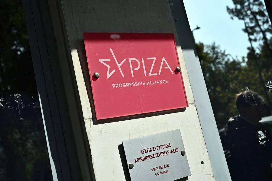Bουλή: Παραιτήθηκαν από τα καθήκοντα τους στην ΚΟ του ΣΥΡΙΖΑ Θεοδώρα Τζάκρη και Θάνος Μωραΐτης