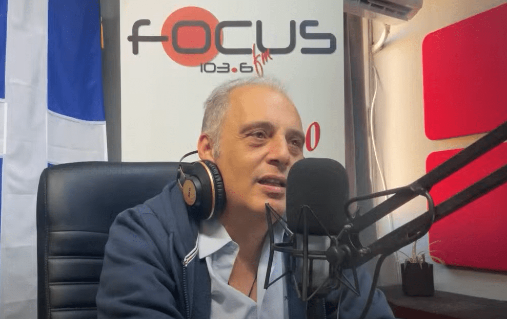 Κυριάκος Βελόπουλος: «Ντροπή σε όσους έδειραν τους πυροσβέστες… δέρνετε τα παιδιά των φτωχών Ελλήνων»