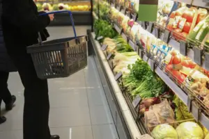 «Ακριβότερα και όχι φθηνότερα πάρα πολλά προϊόντα μετά την …μείωση τιμών»