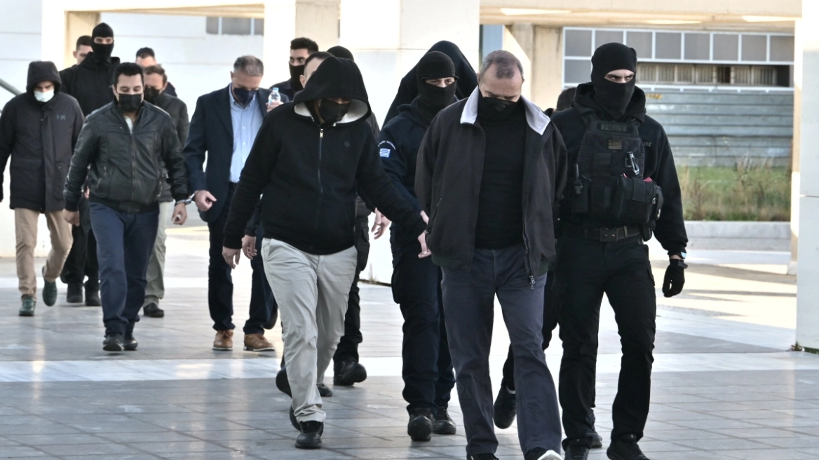 Κολωνός: Ένοχοι οι 11 κατηγορούμενοι για τους βιασμούς του 12χρονου κοριτσιού