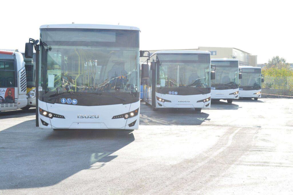 Καταφθάνουν στη Θεσσαλονίκη νέα λεωφορεία για τον ΟΑΣΘ