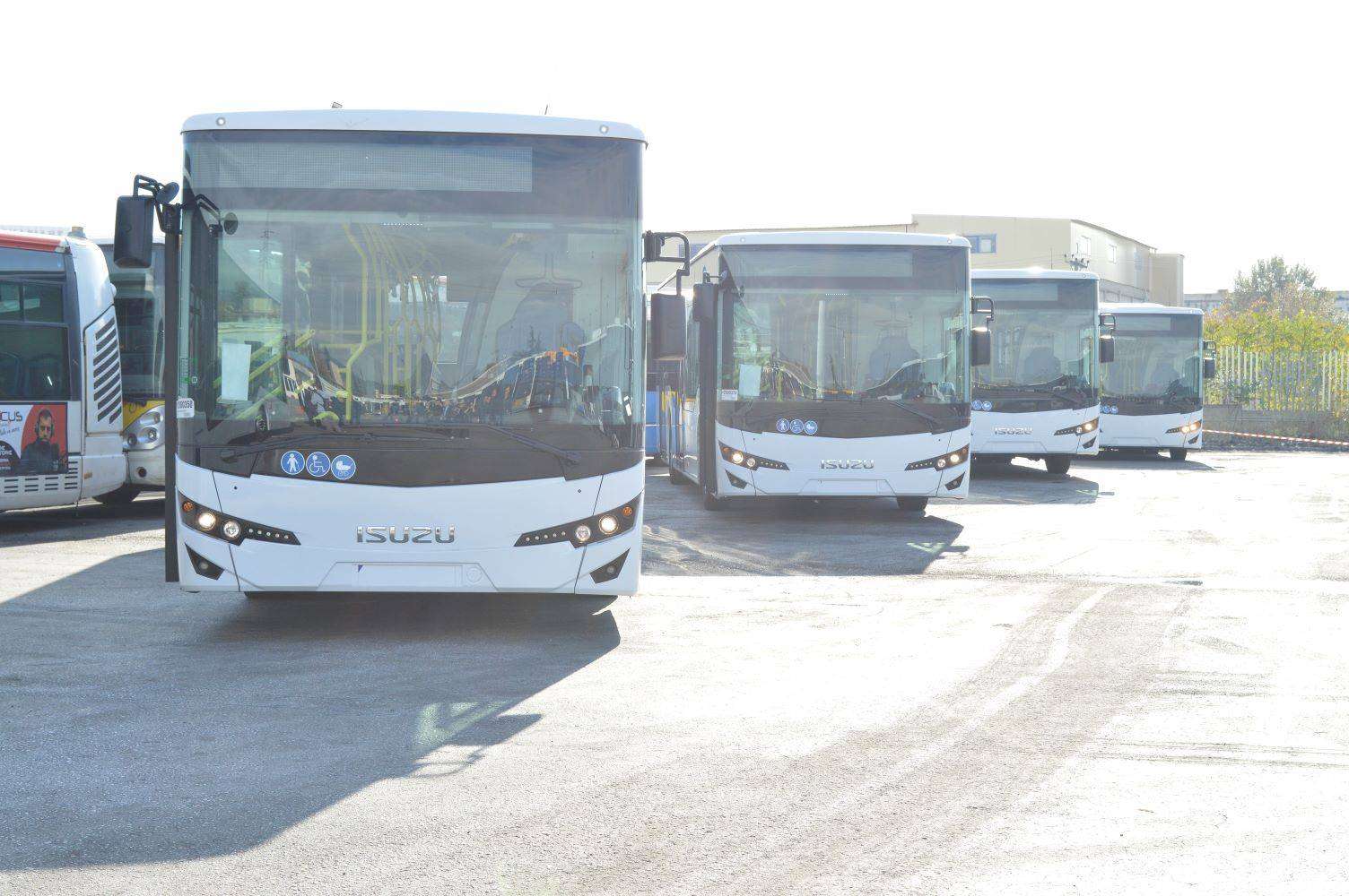 Καταφθάνουν στη Θεσσαλονίκη νέα λεωφορεία για τον ΟΑΣΘ