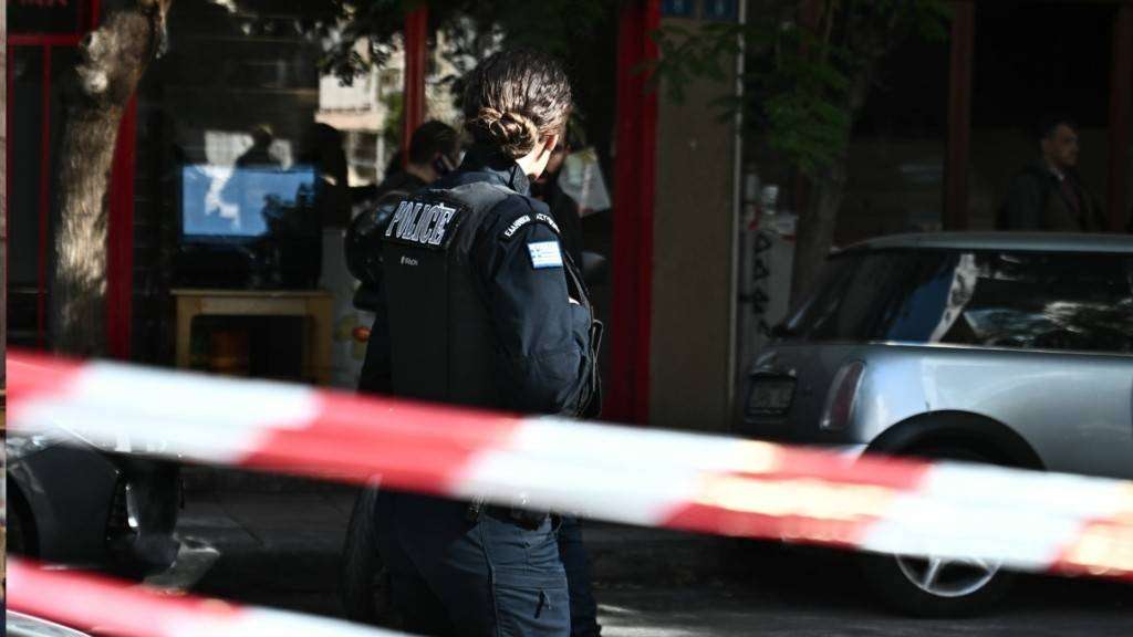 Εκρηξη στους Αμπελόκηπους: Ταυτοποιήθηκε ο νεκρός άνδρας - Συνελήφθη η γυναίκα που τραυματίστηκε