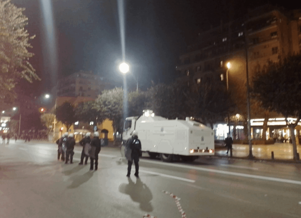 Θεσσαλονίκη: Μολότοφ στο Τουρκικό Προξενείο – Επτά συλλήψεις στο περιθώριο των διαδηλώσεων για τη 17η Νοέμβρη