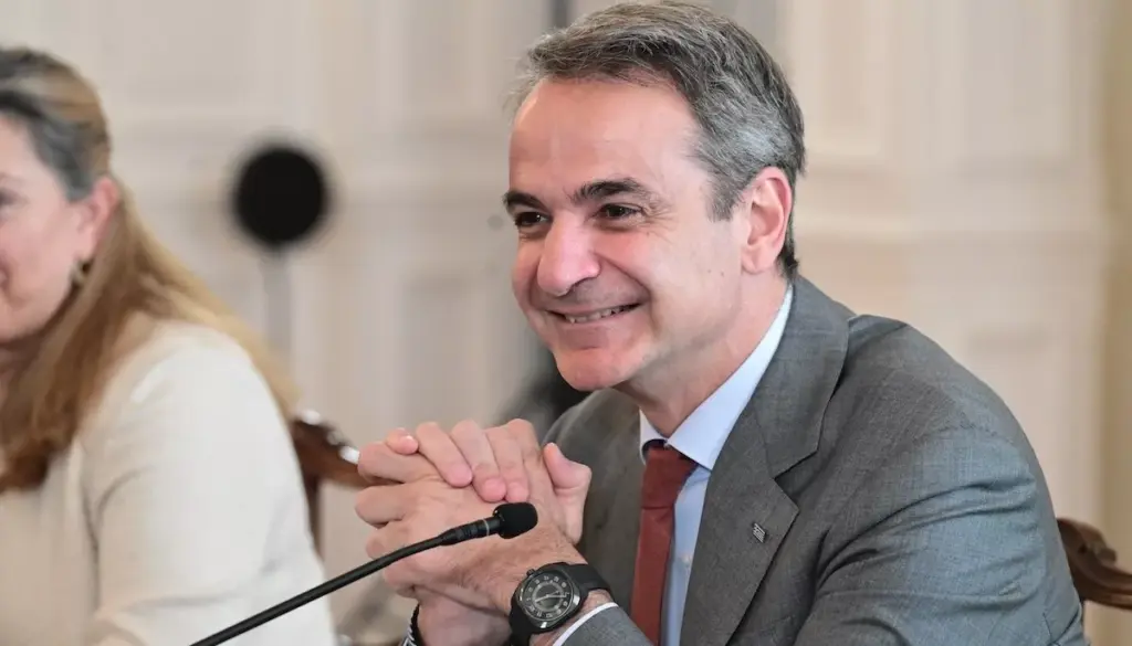 Τα αγαπημένα ρολόγια του Μητσοτάκη κοστίζουν μια περιουσία την ώρα που οι 7 στους 10 Έλληνες μόλις τα βγάζουν πέρα