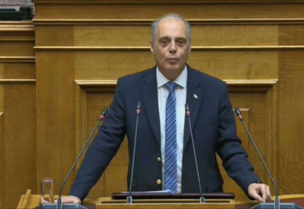 Κυριάκος Βελόπουλος: «Είστε όλοι ίδιοι. Επενδύσετε στην κοντή μνήμη των Ελλήνων και στα ΜΜΕ»