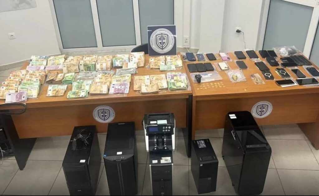 Χαλκιδική: Δεσμεύτηκαν θυρίδες και ακίνητα των υπόπτων στο κύκλωμα των Πολεοδομιών