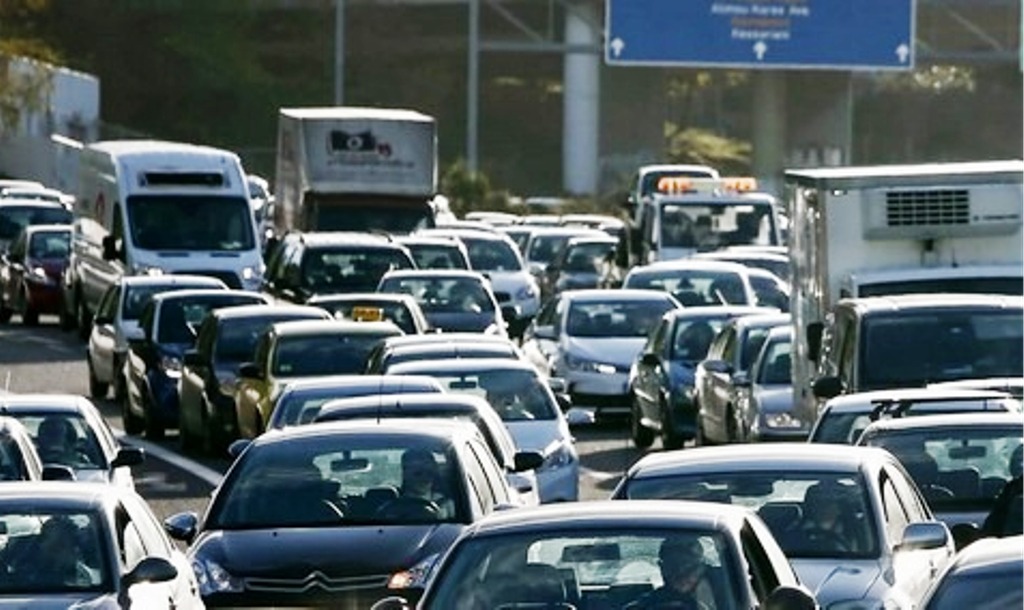 Στις 31/12 λήγει η προθεσμία πληρωμής των τελών κυκλοφορίας