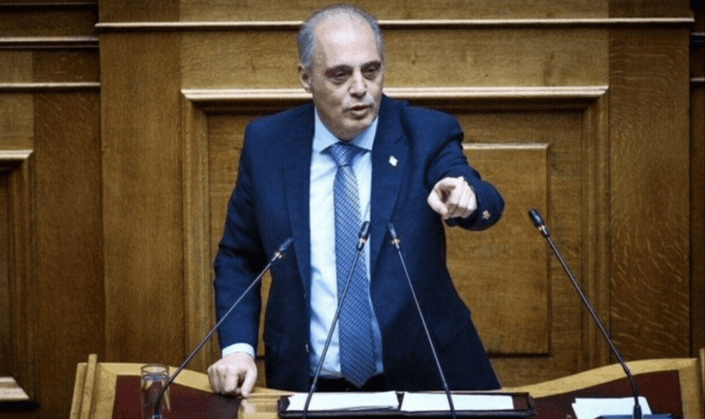 Ξέσπασμα Βελόπουλου για τα Τέμπη: «Είστε εγκληματίες, θα έπαιρνα το νόμο στα χέρια μου αν ήταν το παιδί μου»