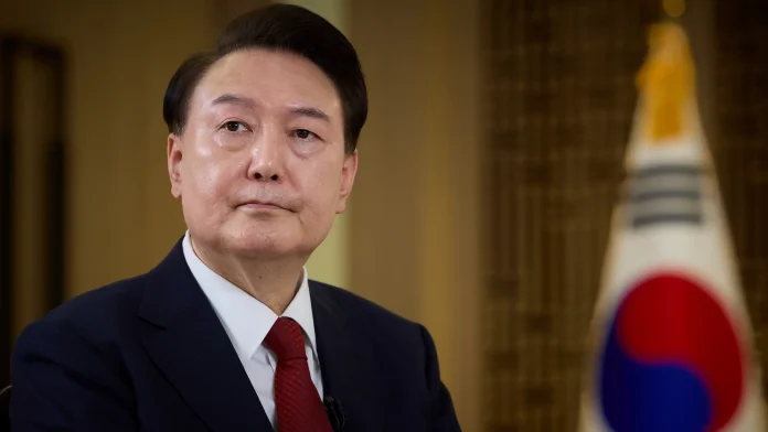 Κηρύχθηκε «στρατιωτικός νόμος έκτακτης ανάγκης» στη Νότια Κορέα