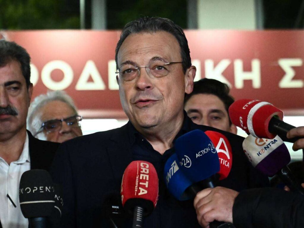 Σ. Φάμελλος μετά την ενημέρωση από τον Γ. Γεραπετρίτη: Υπέρ του διαλόγου με την Τουρκία – Κυριαρχία και άμυνα οι κόκκινες γραμμές