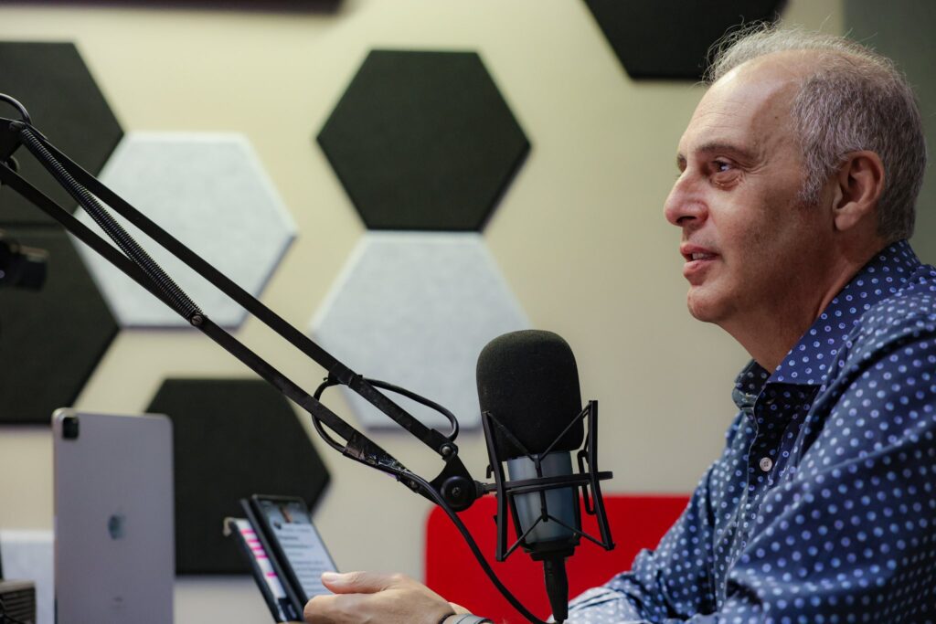 Κυριάκος Βελόπουλος: «Μας φιμώνουν γιατί μας φοβούνται»