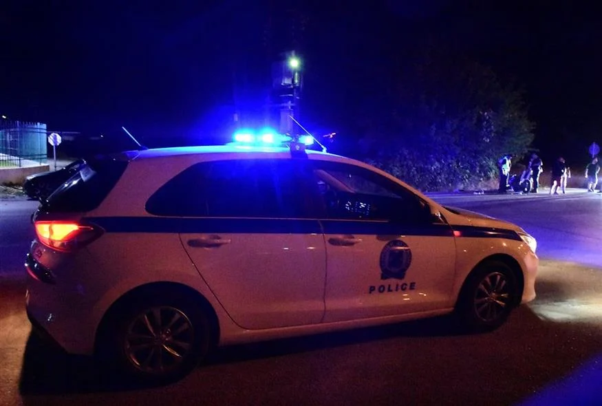 Μαχαίρωσαν 20χρονο στην κεντρική πλατεία της Λιβαδειάς