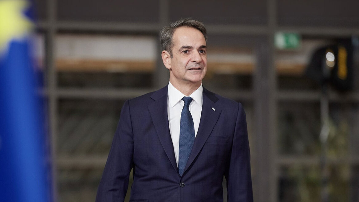 Μητσοτάκης: "Η Ελλάδα γιορτάζει τα Θεοφάνεια αντλώντας δύναμη και ελπίδα από το μήνυμά τους"