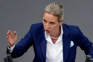 Η AfD στη Γερμανία διευρύνει το προβάδισμά της έναντι των συντηρητικών του Μερτς σε πανεθνική δημοσκόπηση