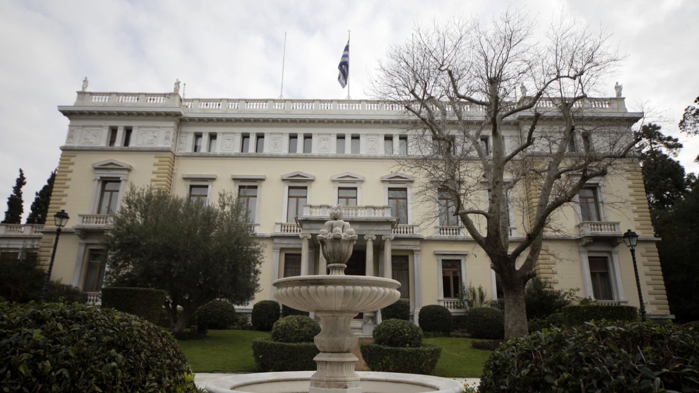 Ποιός θα είναι ο νέος ένοικος του Προεδρικού Μεγάρου; - Λιγότερες από 24 ώρες μένουν για να μάθουμε την πρόταση Μητσοτάκη