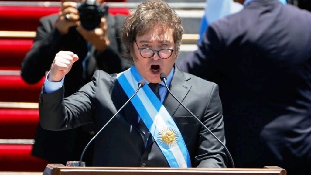 «Η ιδεολογία της woke Αριστεράς καταρρέει», υποστηρίζει ο Αργεντίνος πρόεδρος Χαβιέρ Μιλέι