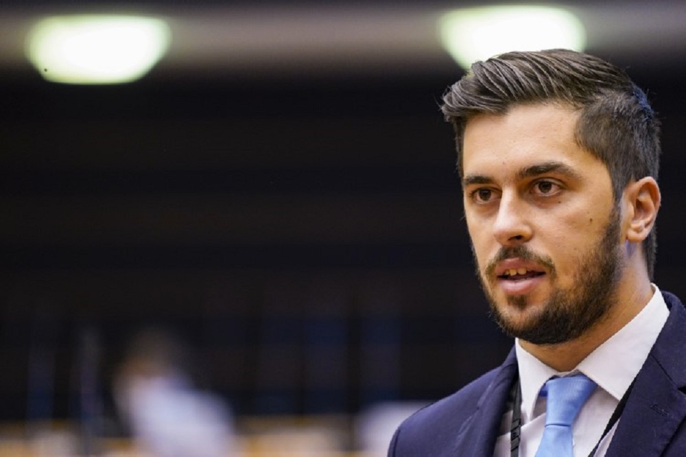 Ο Έλον Μασκ κοινοποίησε βίντεο της Ελληνικής Λύσης στο Χ