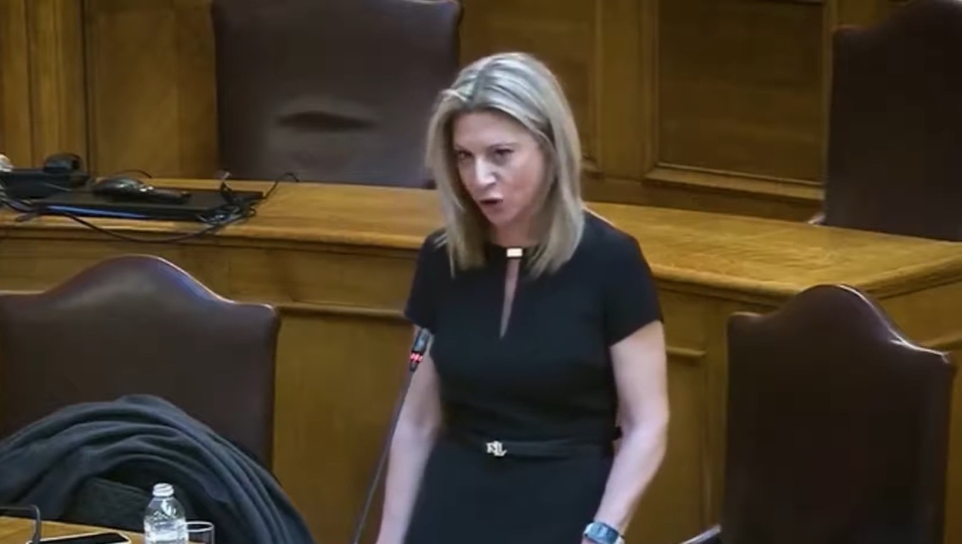Μαρία Καρυστιανού: «Μην τολμήσετε αξιότιμε κ. ανακριτά να μπαζώσετε και τη δικογραφία»