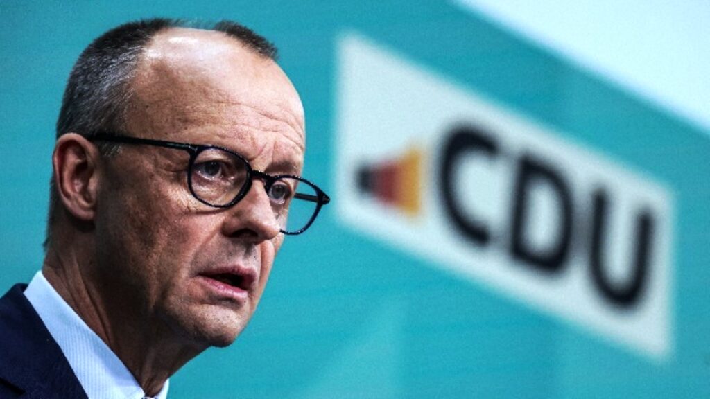 Κυβέρνηση συνασπισμού με το SPD θέλει ο Φρίντριχ Μερτς – Απόψε ξεκινούν οι πρώτες συνομιλίες των δύο κομμάτων