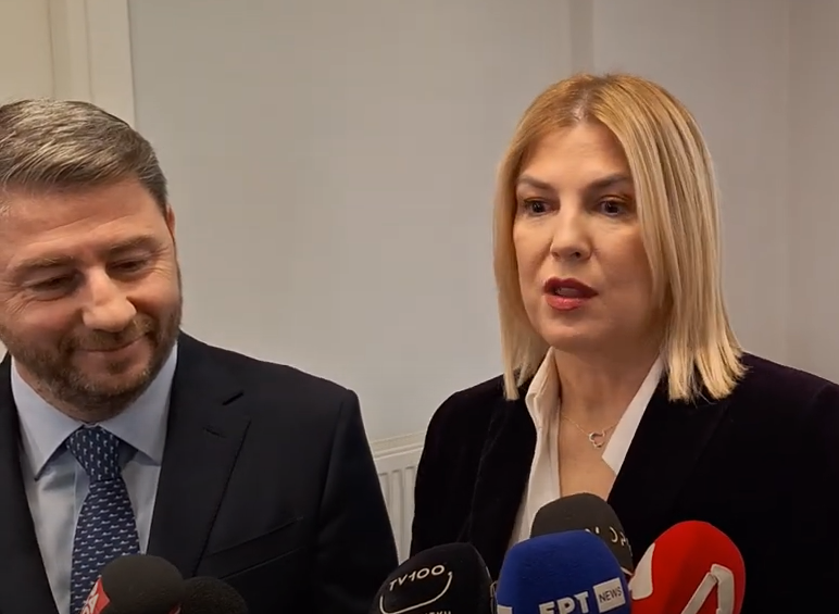 Στο ΠΑΣΟΚ η Θρασκιά: “Εξόχως προβληματική συμπεριφορά και παράδειγμα προς αποφυγήν” τονίζει ο ΣΥΡΙΖΑ