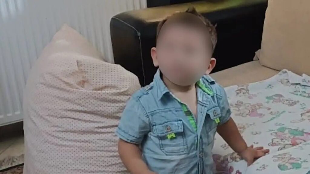 Σε φορτισμένο κλίμα, η διαδικασία λήψης των οργάνων του μικρού Άγγελου