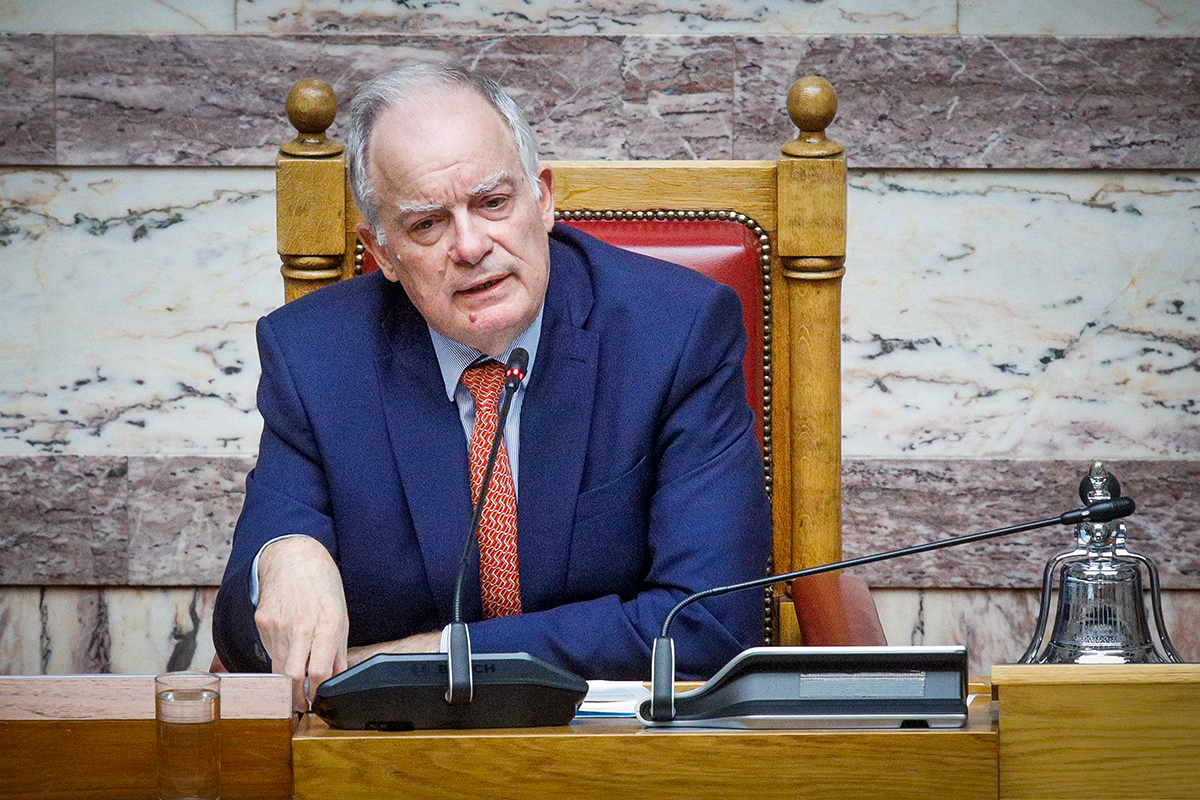 Live από τη Βουλή η τρίτη ψηφοφορία για την εκλογή Προέδρου της Δημοκρατίας