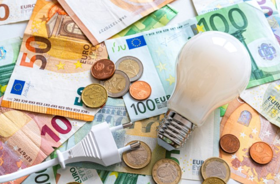 Κοντά στα επίπεδα του Φεβρουαρίου οι τιμές ρεύματος τον Μάρτιο