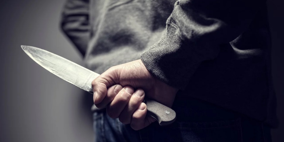 Ηράκλειο: Μπήκε στην εκκλησία με κουζινομάχαιρο και απειλούσε τον ιερέα