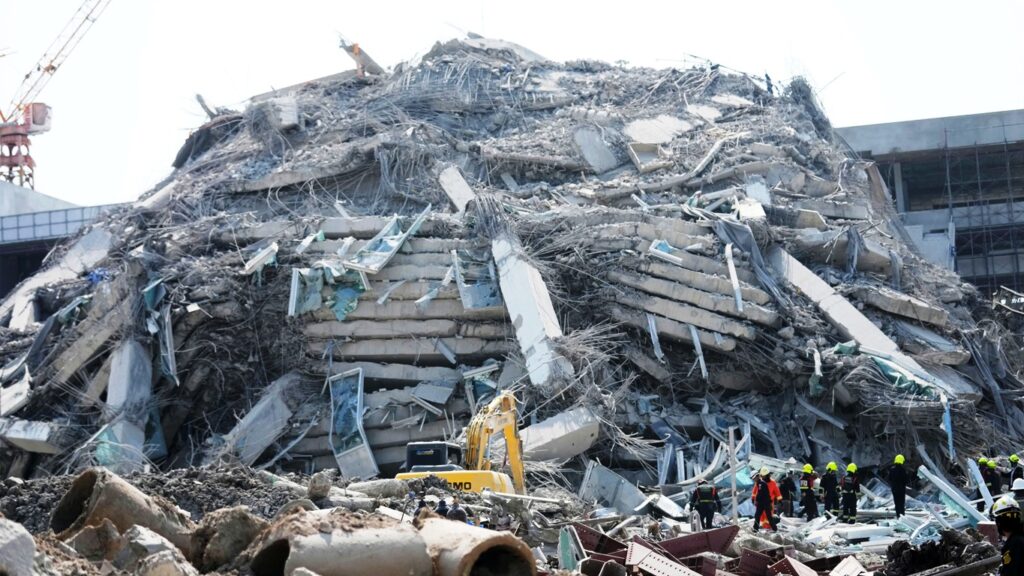 Τουλάχιστον 144 μέχρι στιγμής οι νεκροί από τον σεισμό στη Μιανμάρ – Προβλέψεις για χιλιάδες νεκρούς