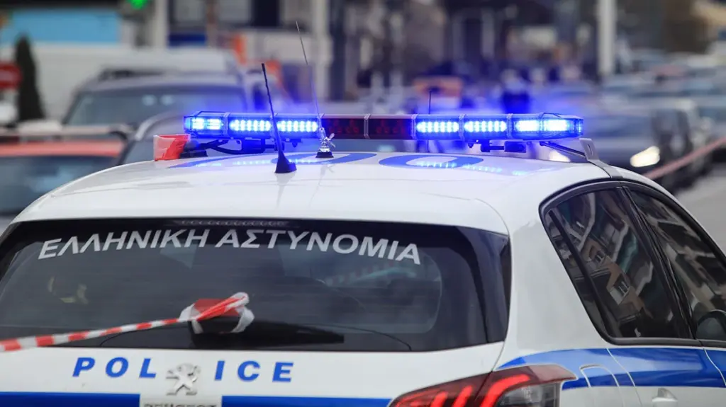 66χρονη στα Εξάρχεια ζούσε επί 20 μέρες με τη νεκρή μητέρα της