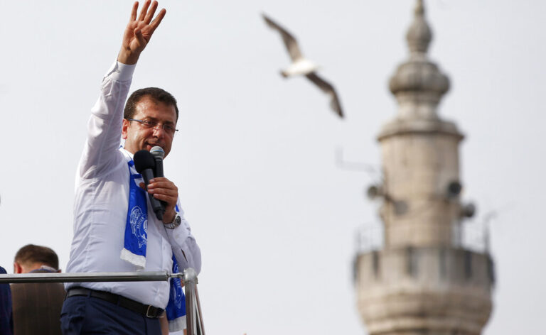 Τουρκία: Συνελήφθη ο Εκρέμ Ιμάμογλου για φερόμενη διαφθορά και διασυνδέσεις με την τρομοκρατία