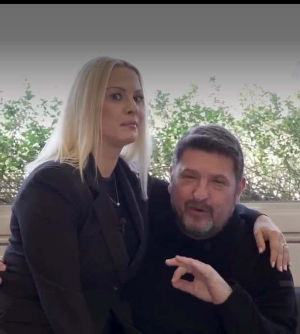 «Εγώ με τη σύζυγό μου Γιώτα το κάνουμε τρεις και τέσσερις φορές την ημέρα»