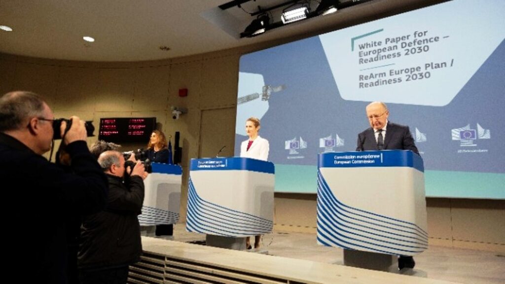 Η Ευρωπαϊκή Επιτροπή παρουσίασε τη Λευκή Βίβλο για την αμυντική ενίσχυση της Ευρώπης