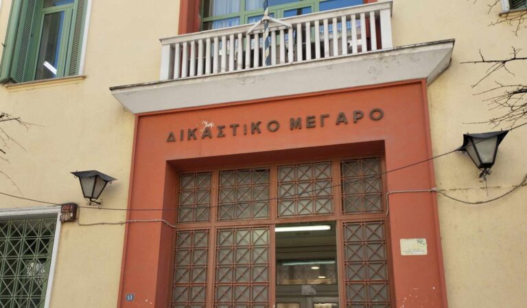 Σέρρες: Στον εισαγγελέα ο 55χρονος που κατηγορείται ότι επιχείρησε να κάψει τη γυναίκα του