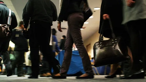 ΔΥΠΑ: Κοντά στο ένα εκατομμύριο οι άνεργοι