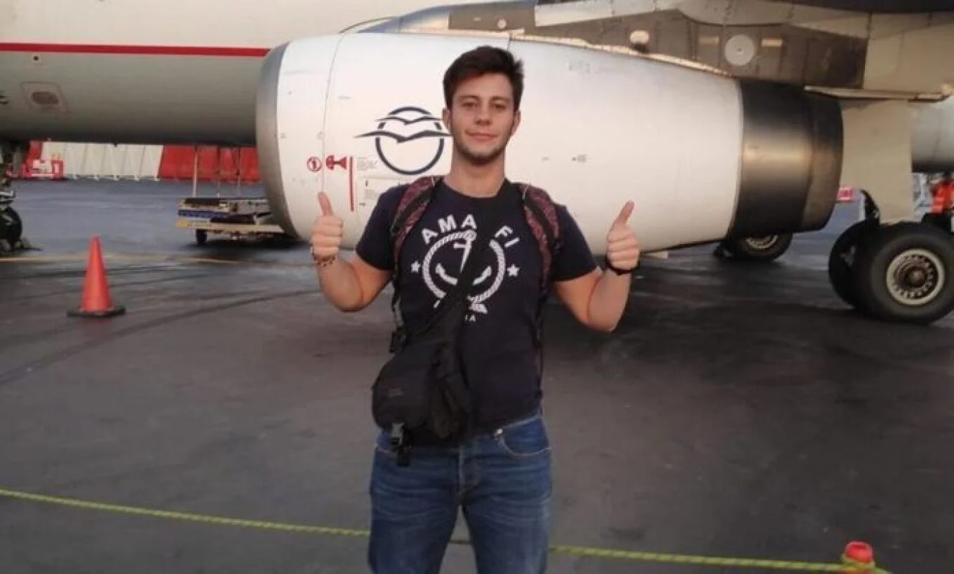 Τέμπη: Επιστρέφει σήμερα στην Ελλάδα ο Γεράσιμος, ο μοναδικός επιζών του πρώτου βαγονιού